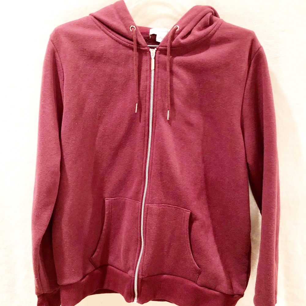 🍉 3/$15 Primark maroon zip up hoodie